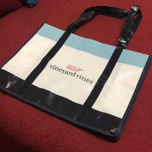 Vineyard Vines Reusable Bag
